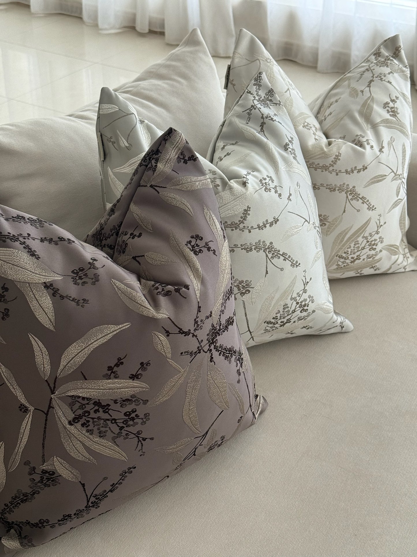 Cushion cover - 012