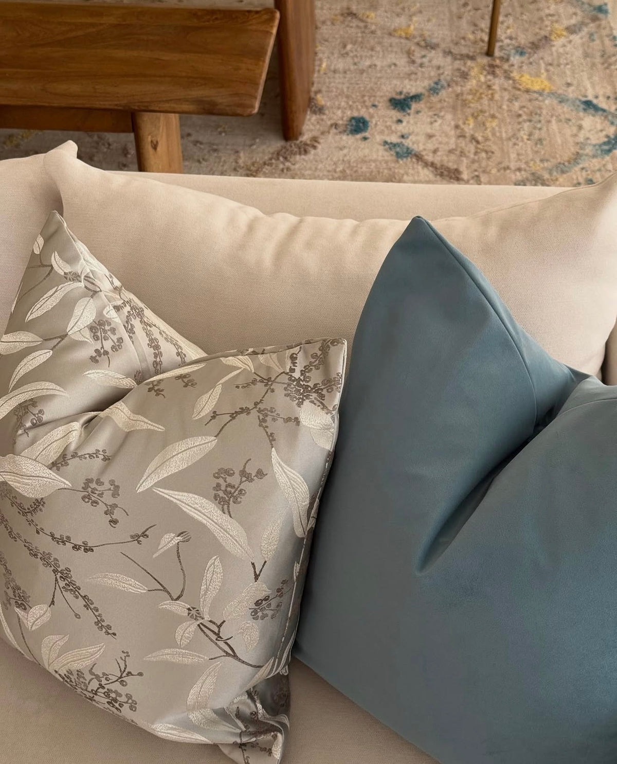 Cushion cover - 025