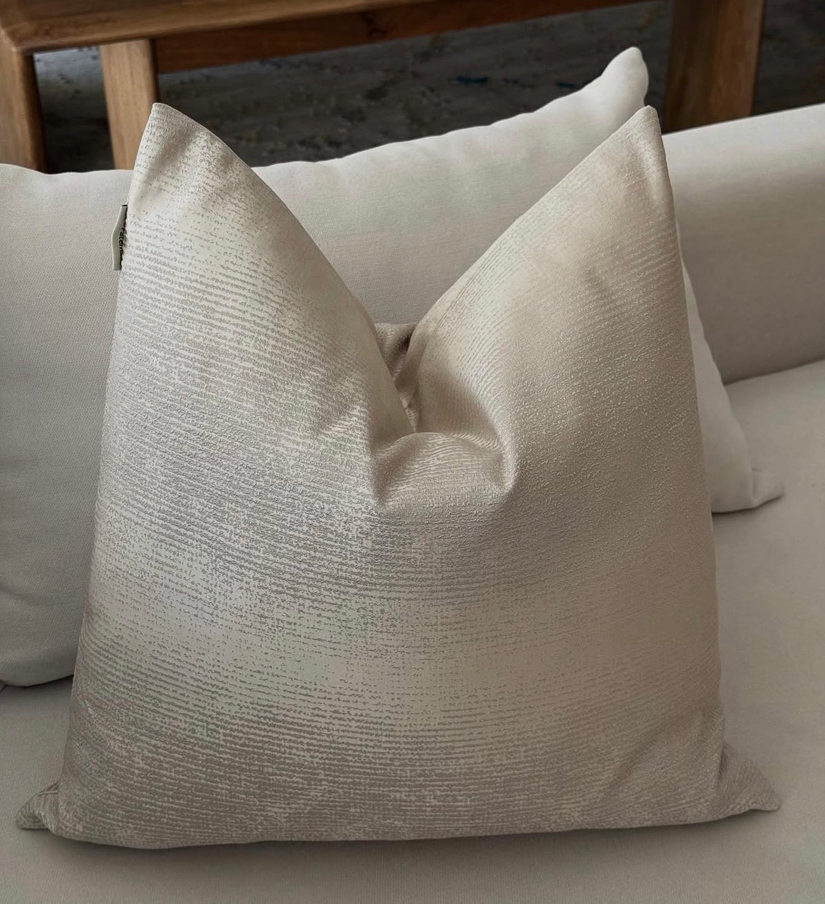 Cushion cover - 023