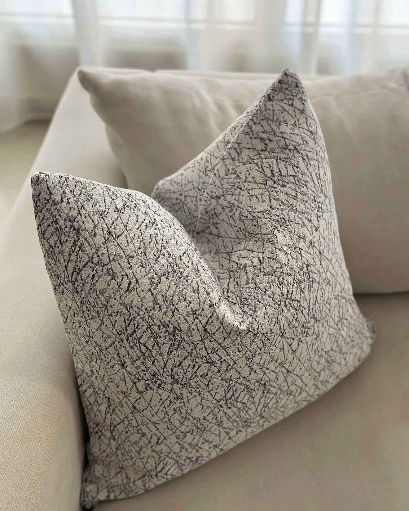 Cushion cover - 004