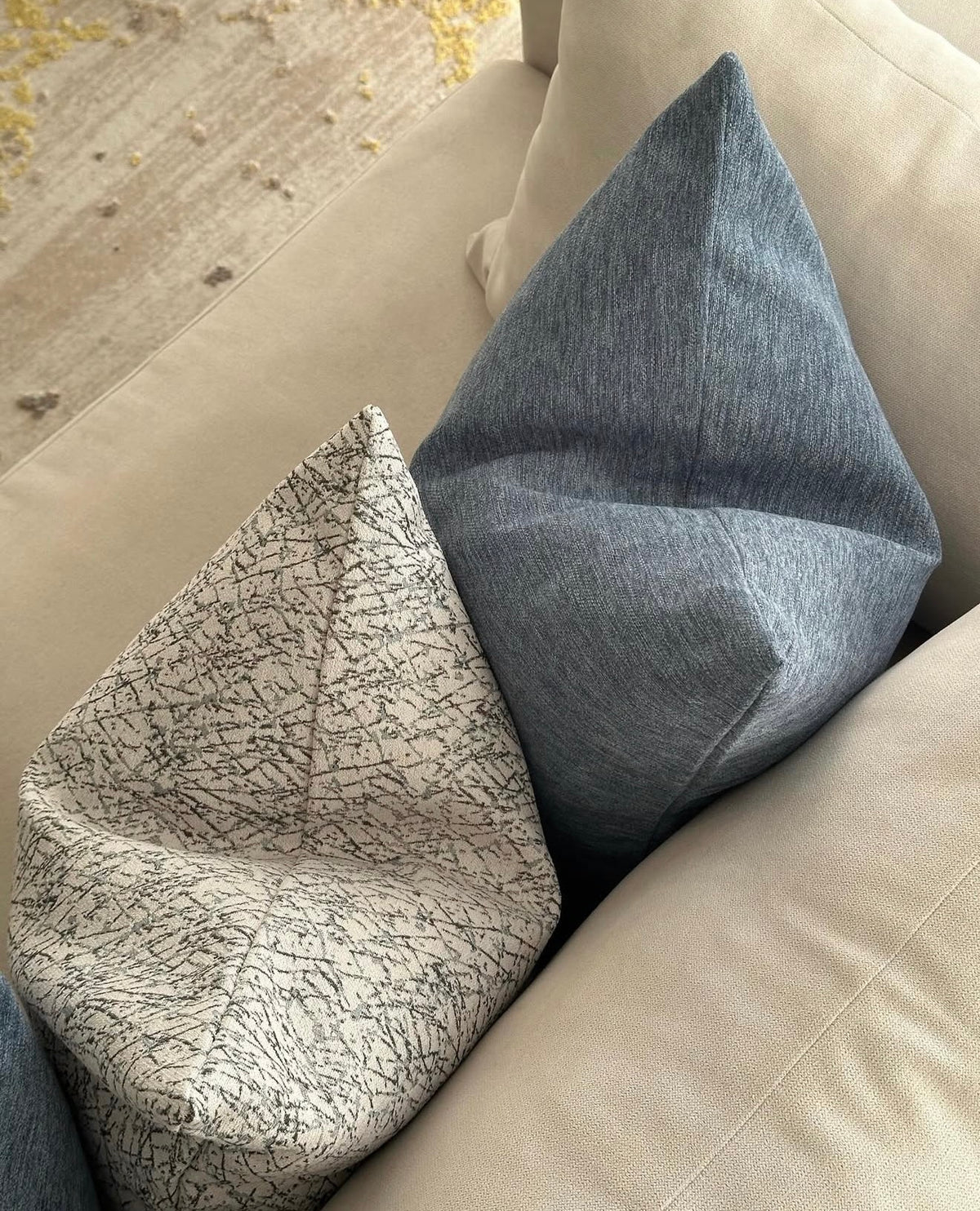 Cushion cover - 004