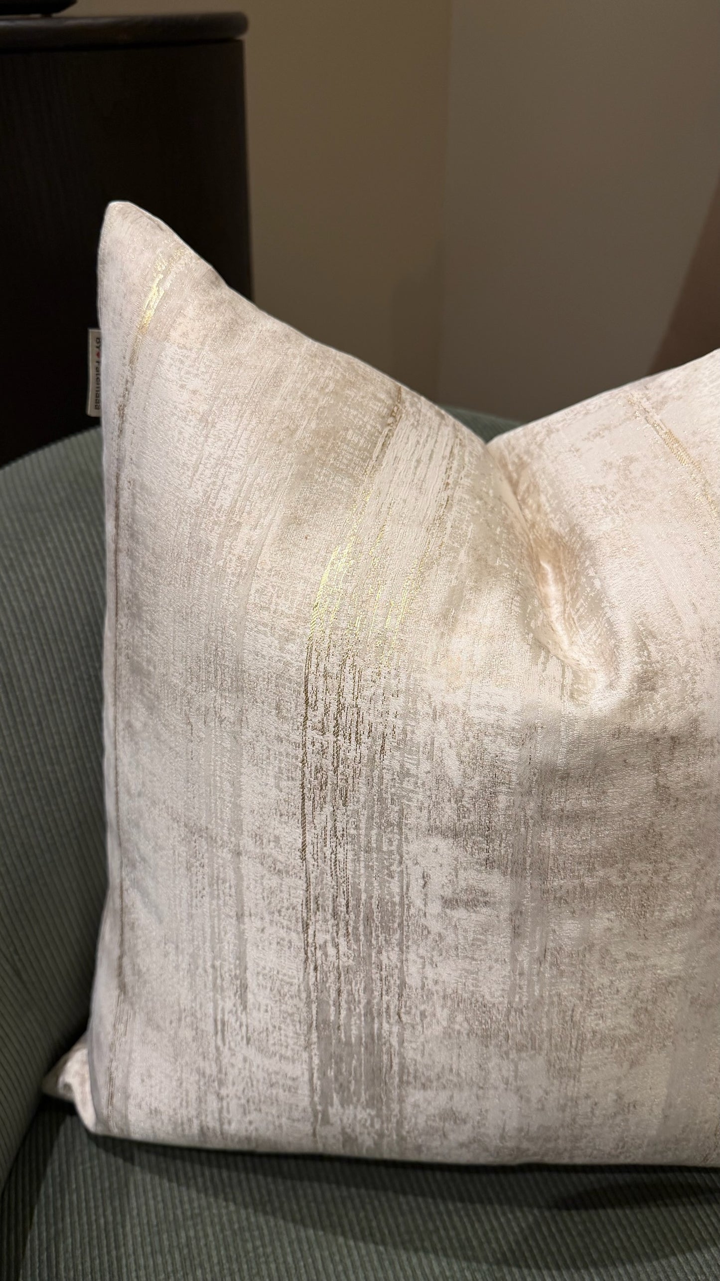Cushion cover - 007