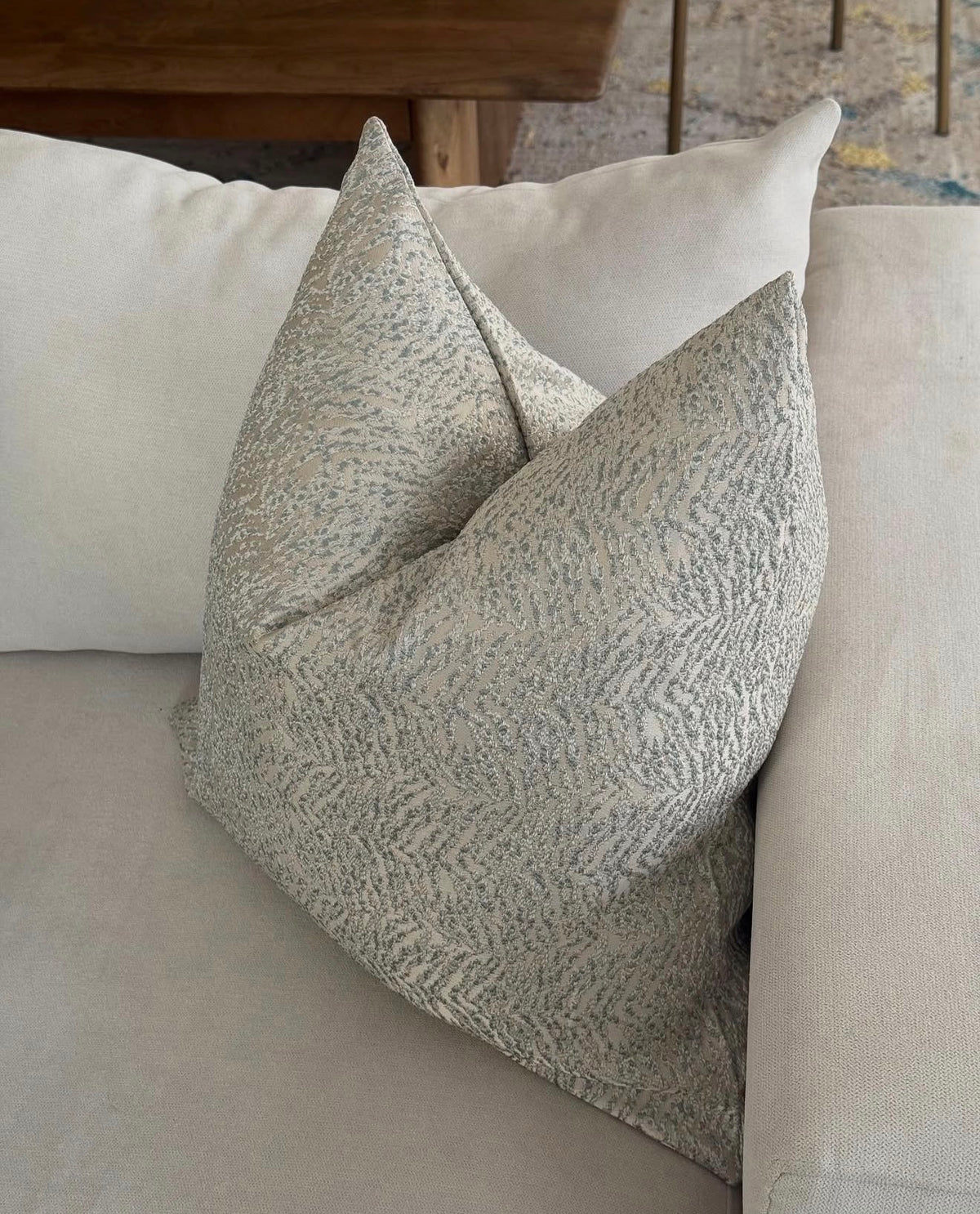 Cushion cover - 020