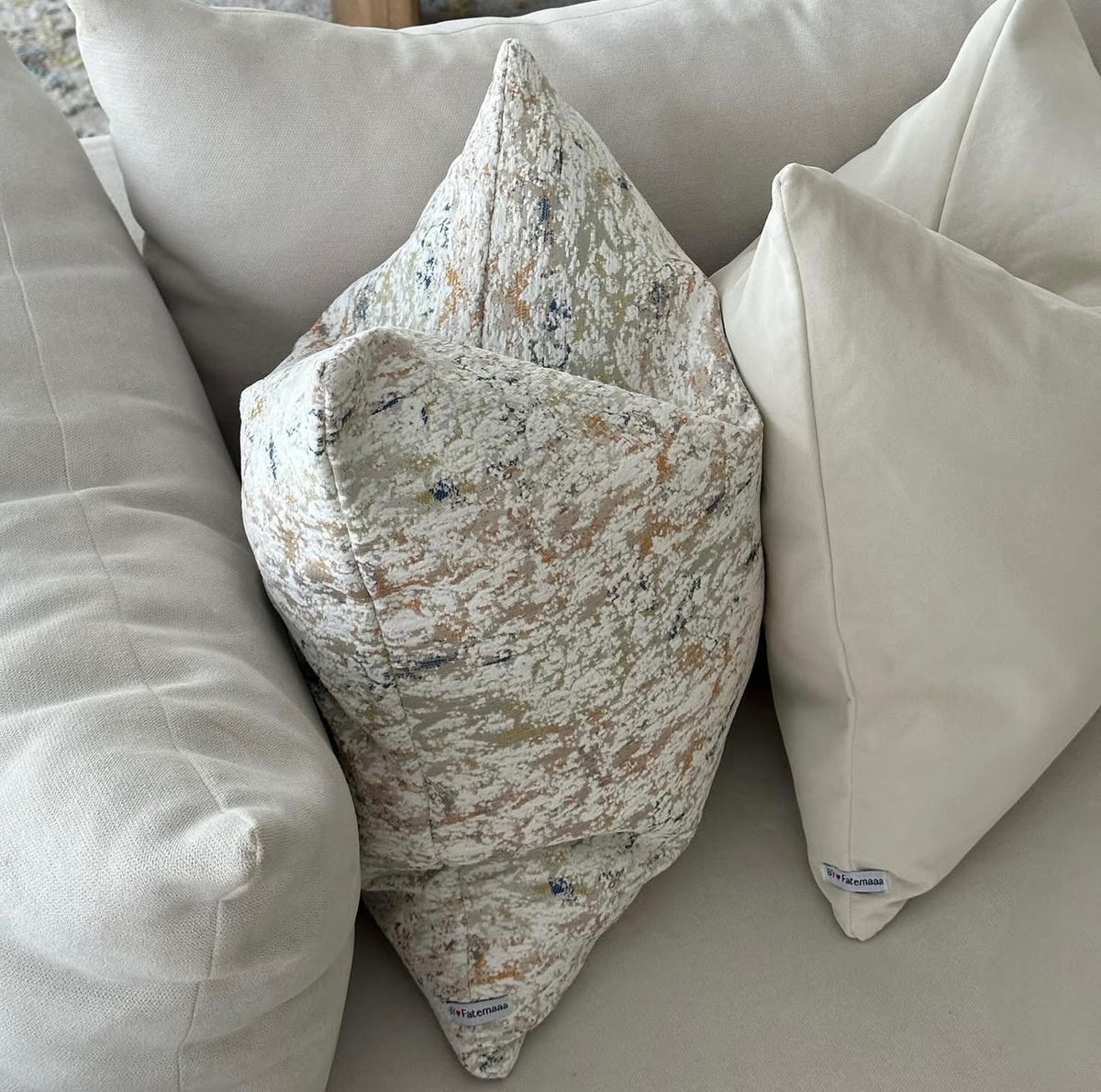 Cushion cover - 008