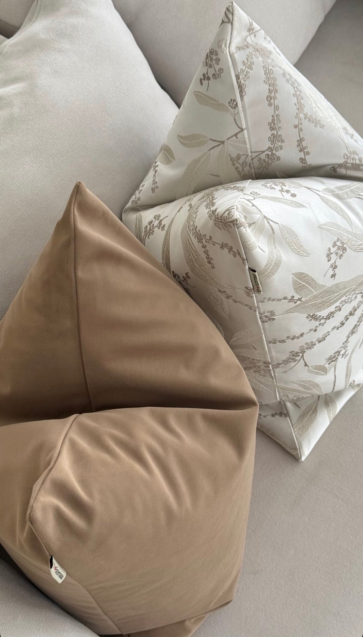 Cushion cover - 012