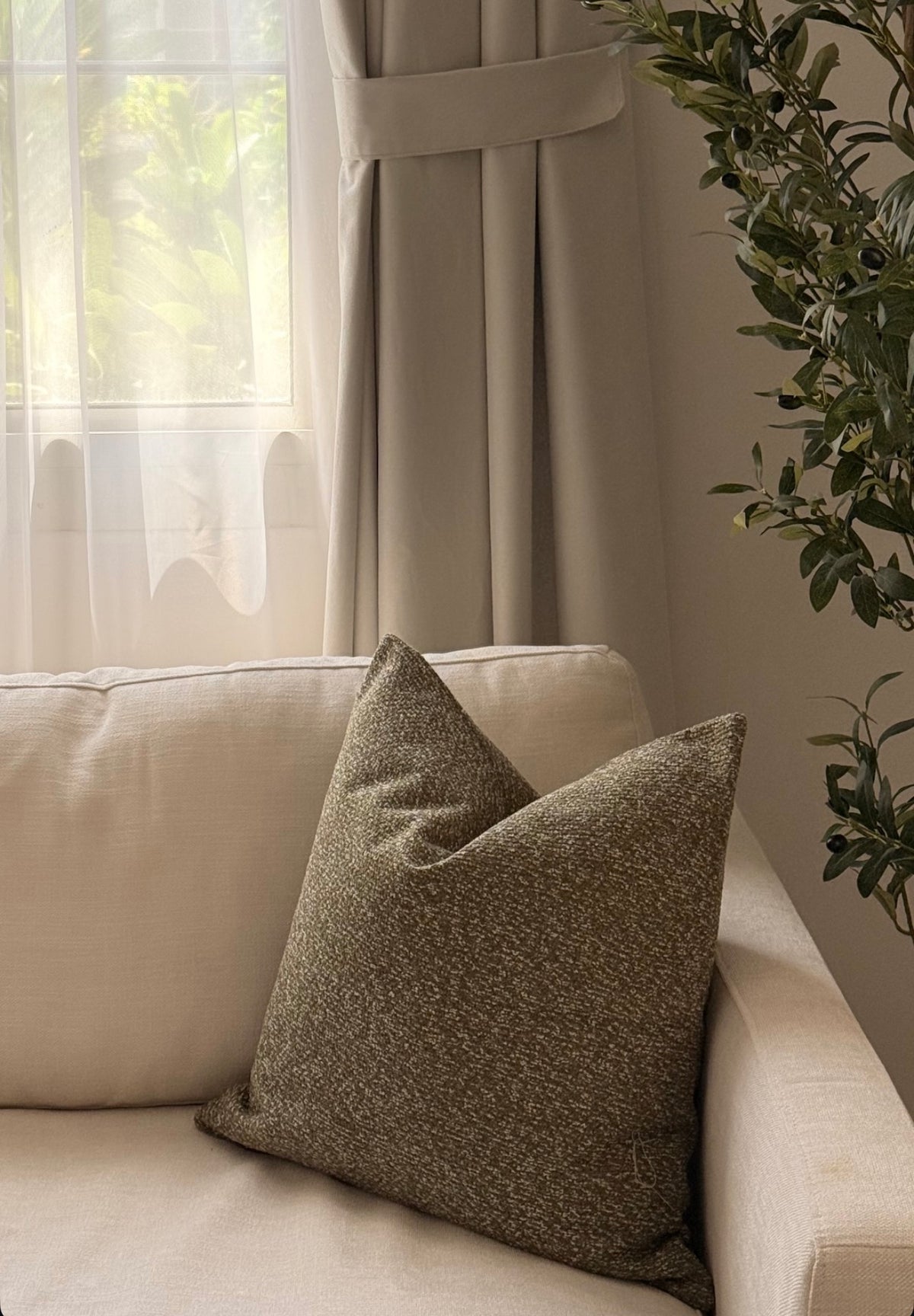 Cushion cover - 017